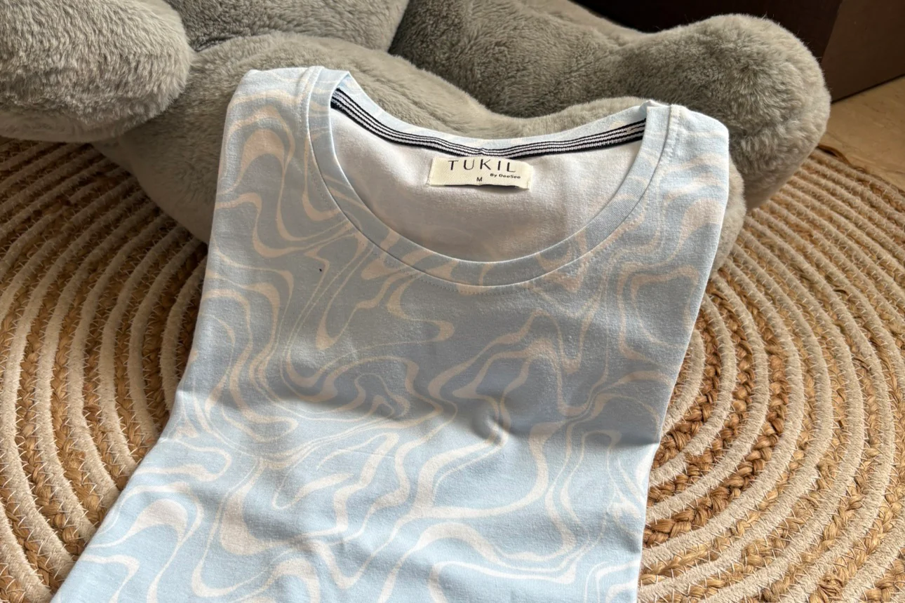 Marble print tee